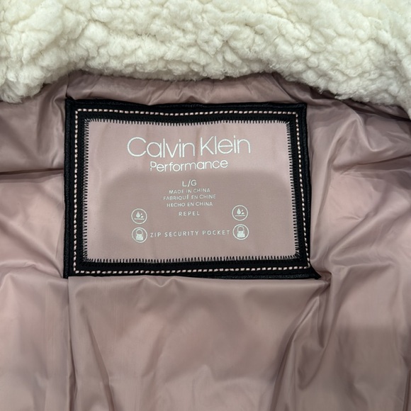 Calvin Klein Performance Vest - Picture 4 of 5